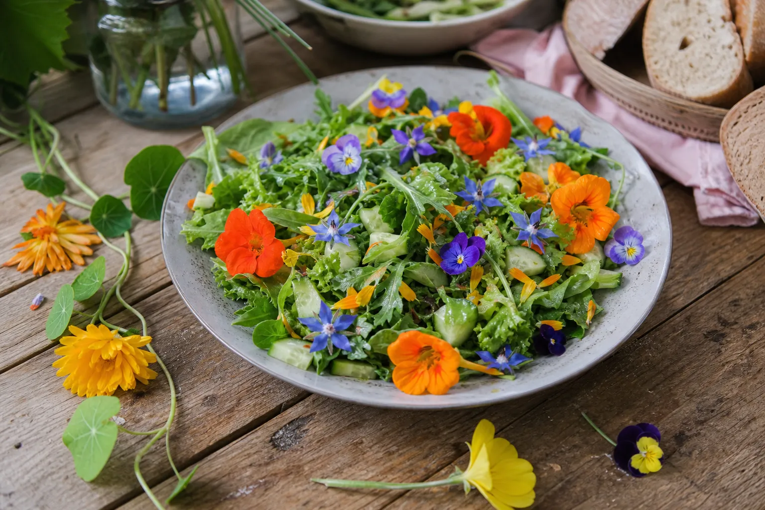 Essbare Blüten aus dem Garten: welche du bedenkenlos essen kannst